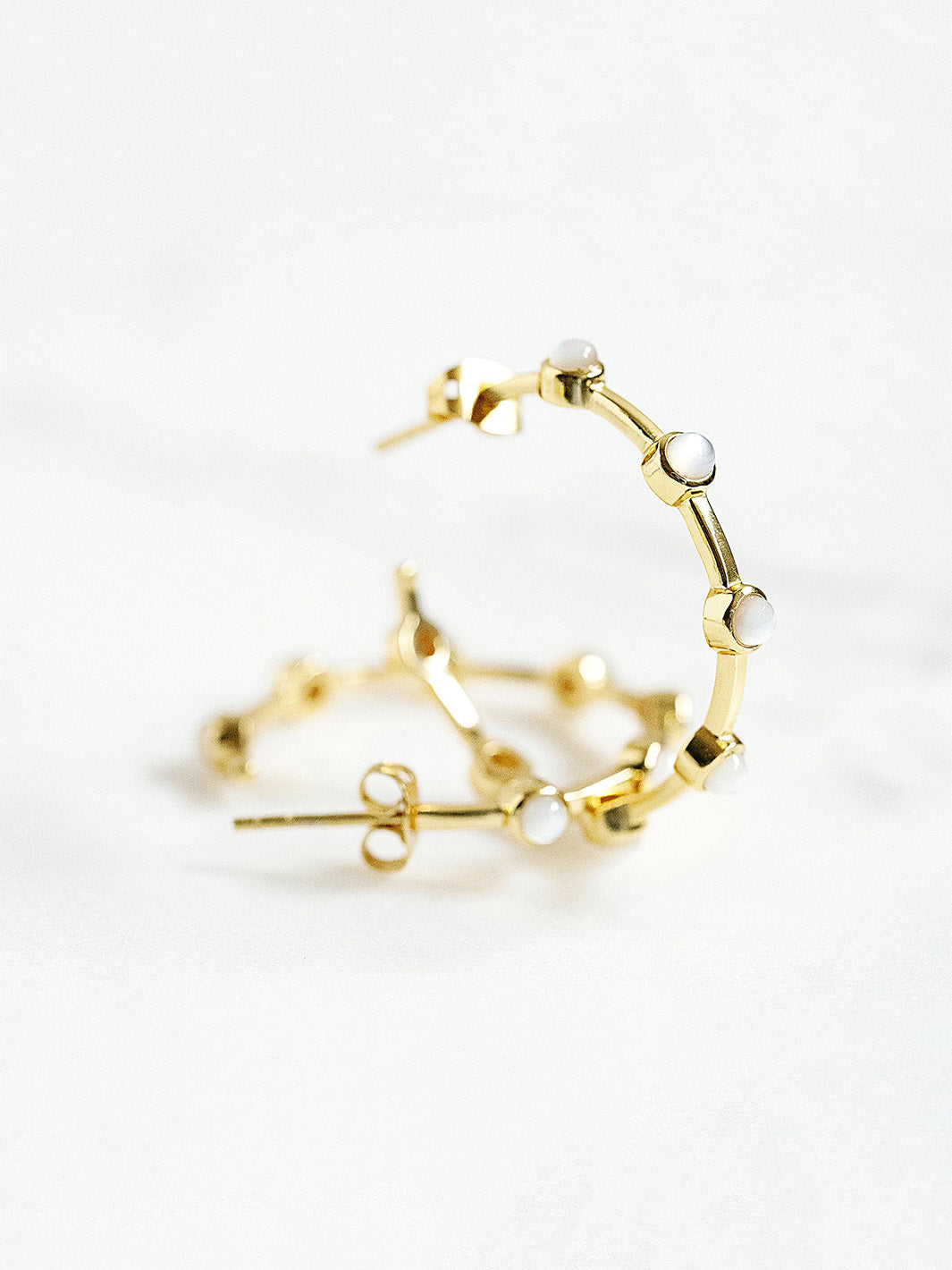 Mini Becky Hoop Earrings in Mother of Pearl