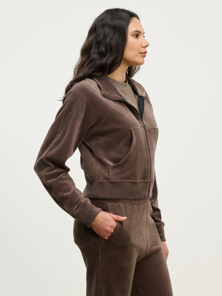 Claire Zip Up Sweatshirt in Chocolate