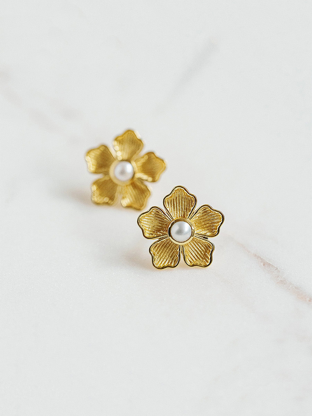 Small Flower Stud Earrings in Pearl