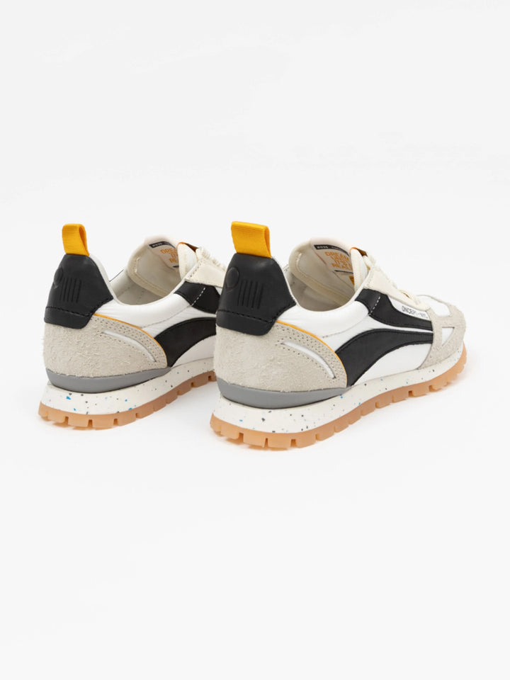 Toronto Retro Sneaker in Black/White