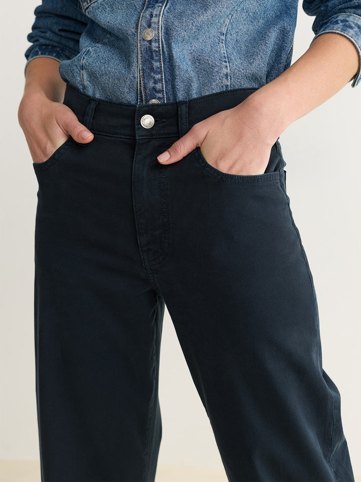 Twill Soft Curve Barrel in Carbon Blue