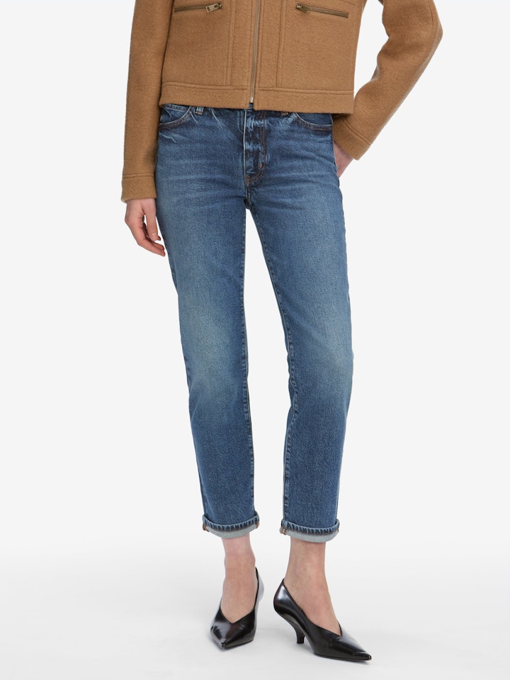 The Borrowed Jean in Nebula