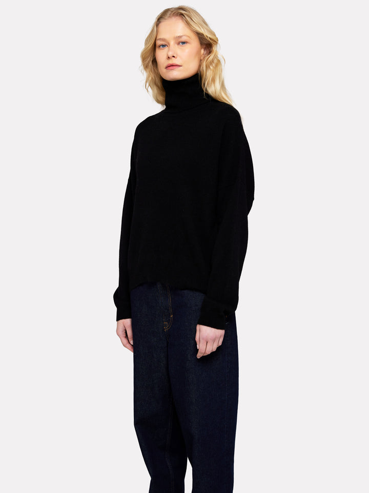 Suzie Roll Neck