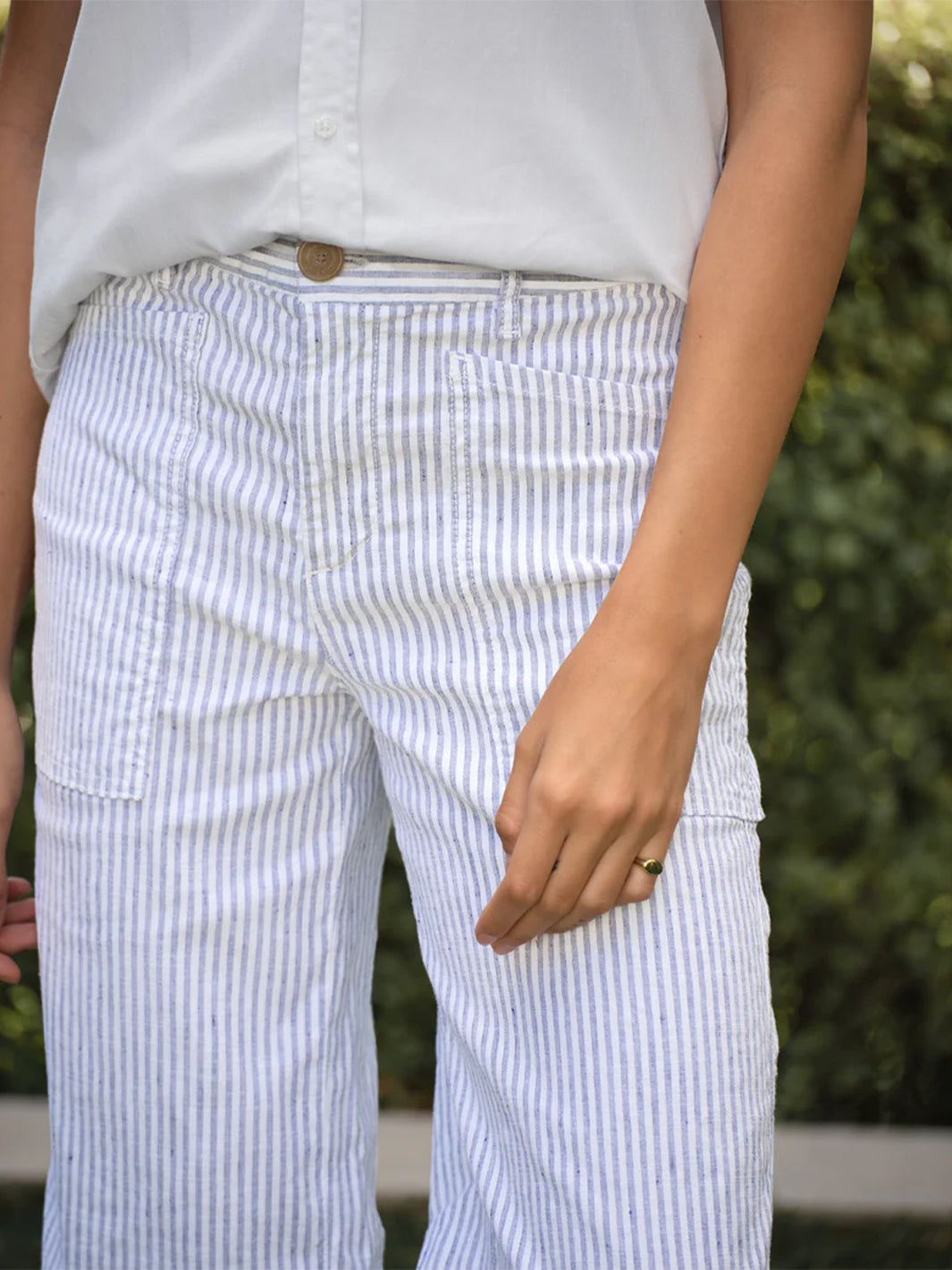 Limerick Wide-Leg Carpenter Pant in Navy White Stripe