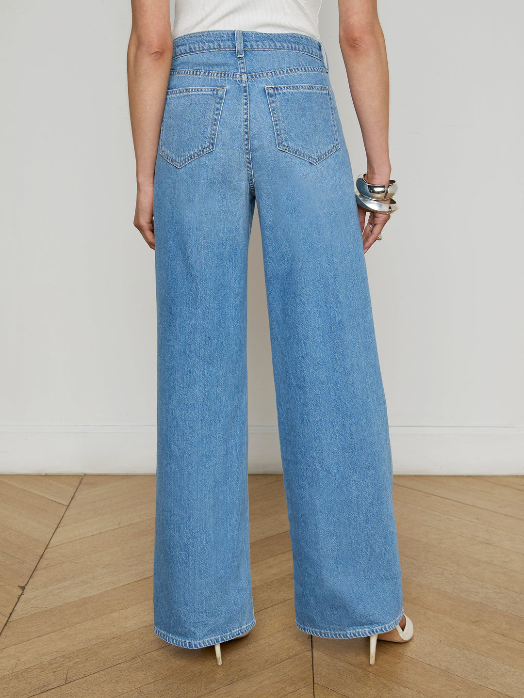 Alicent Wide Leg Sneaker Jean in Caster