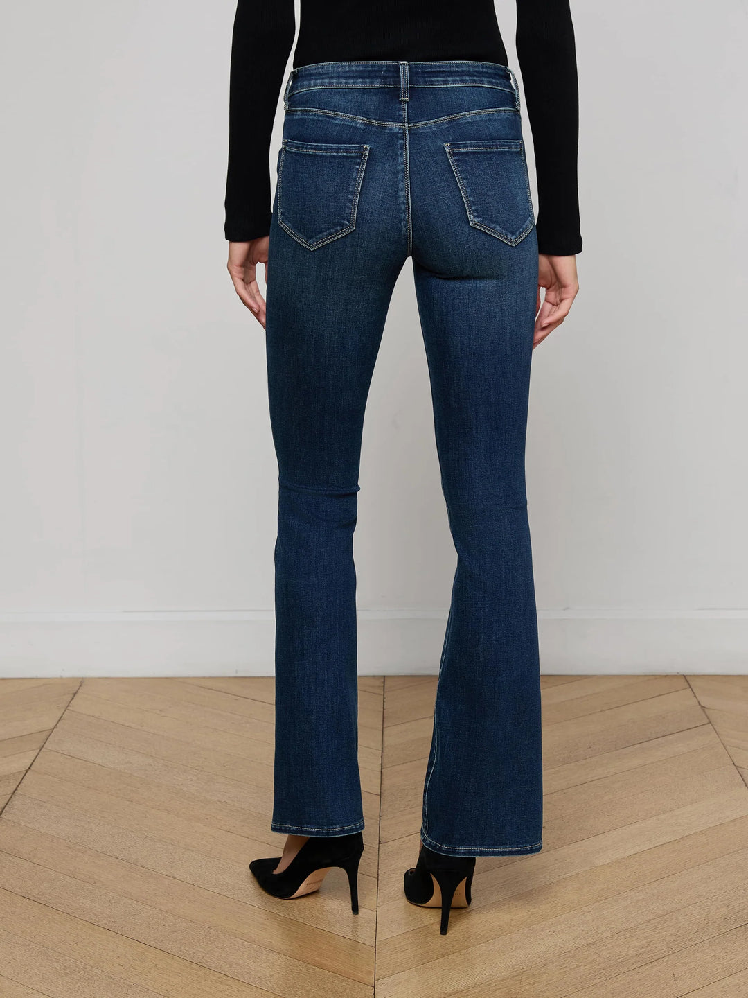 Cara Low-Rise Bootcut Jean in Roxbury