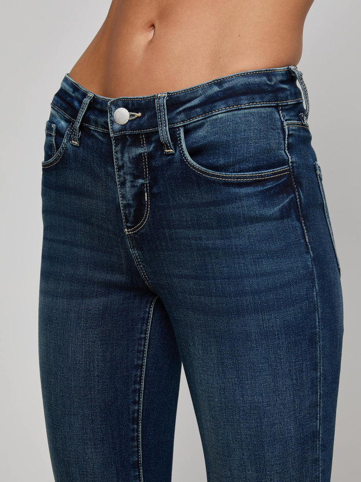 Cara Low-Rise Bootcut Jean in Roxbury