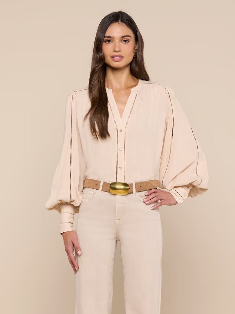 Kiera Blouse in Biscuit