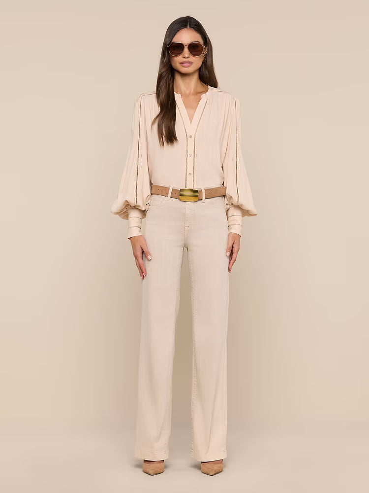 Kiera Blouse in Biscuit