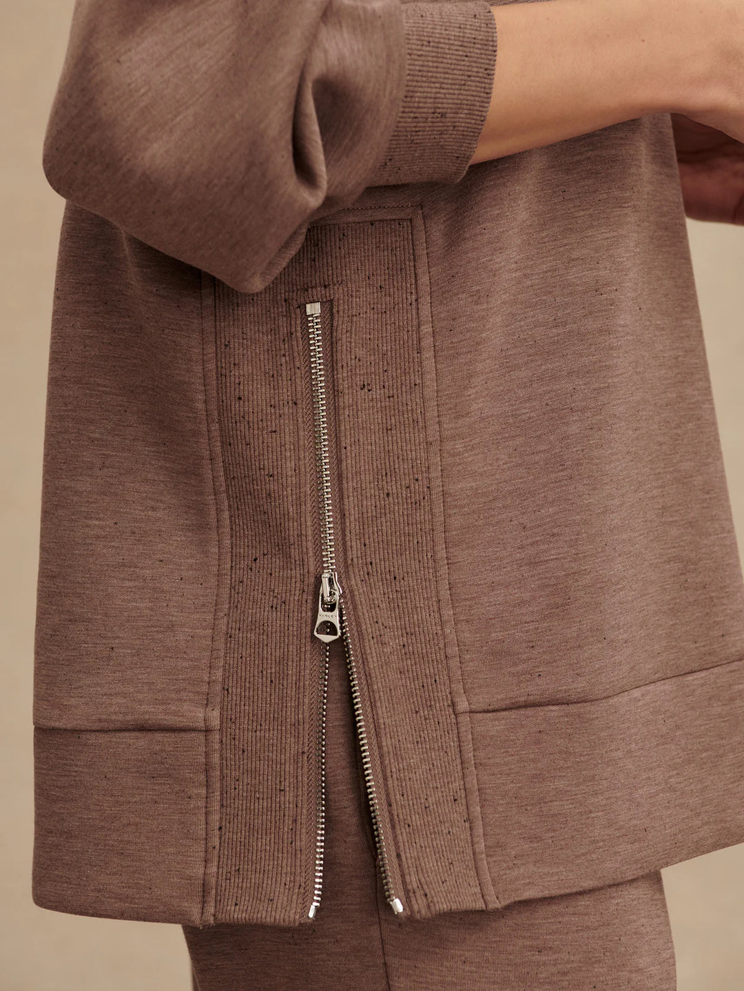 Nicole Boyfriend Sweat in Deep Taupe Marl Fleck