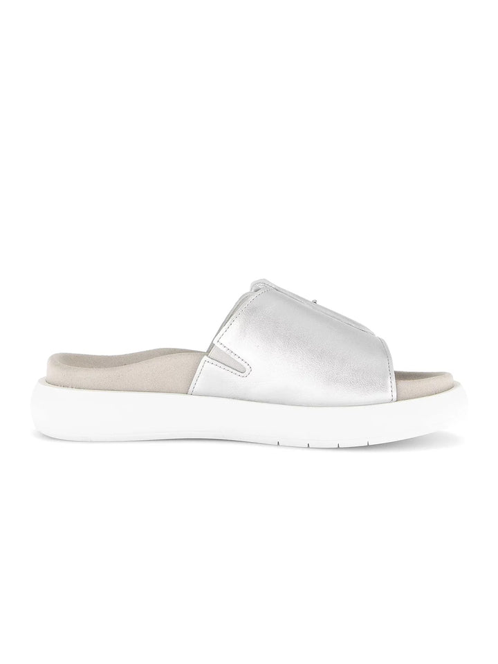 Buckle Slide in Silver