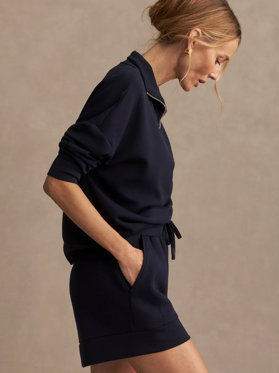 Atrium High-Rise Short 4.5" in Navy