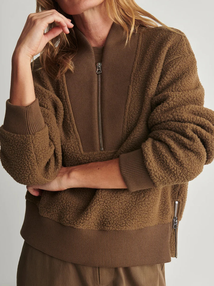 Mumford Half-Zip Fleece in Teak Olive