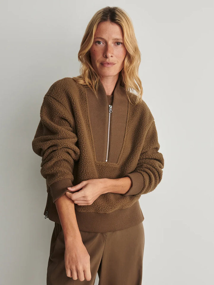 Mumford Half-Zip Fleece in Teak Olive
