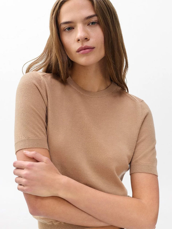 Adeline Lightweight Cashmere Tee in Camel