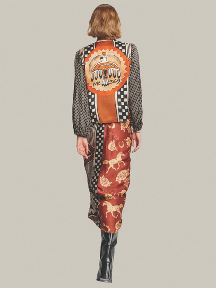 Avia Round N Shirt in Rodeo