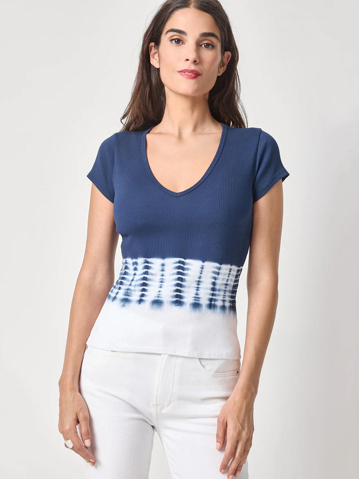 Bamboo Dye Short Sleeve V-Neck in Navy Die
