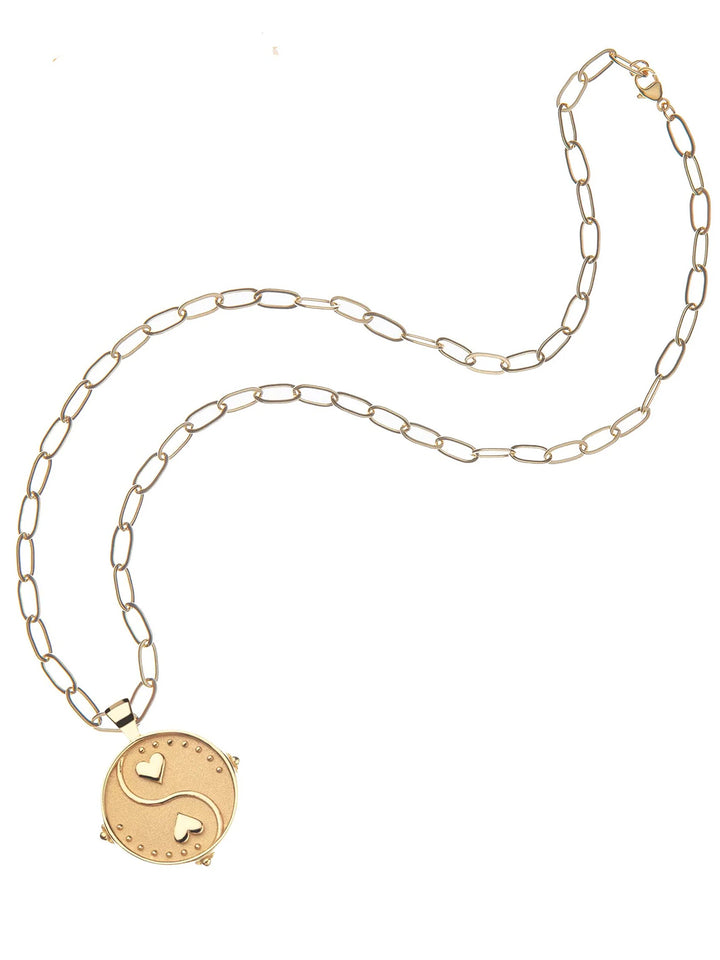 BALANCE JW Small Pendant Coin and Chain in Gold