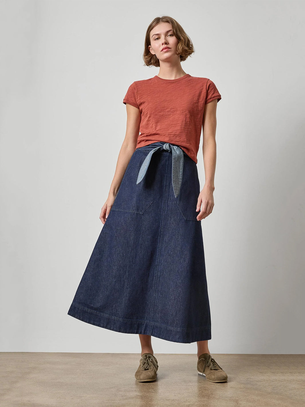 Belted Pocket Front Skirt in Dark Wash Blue