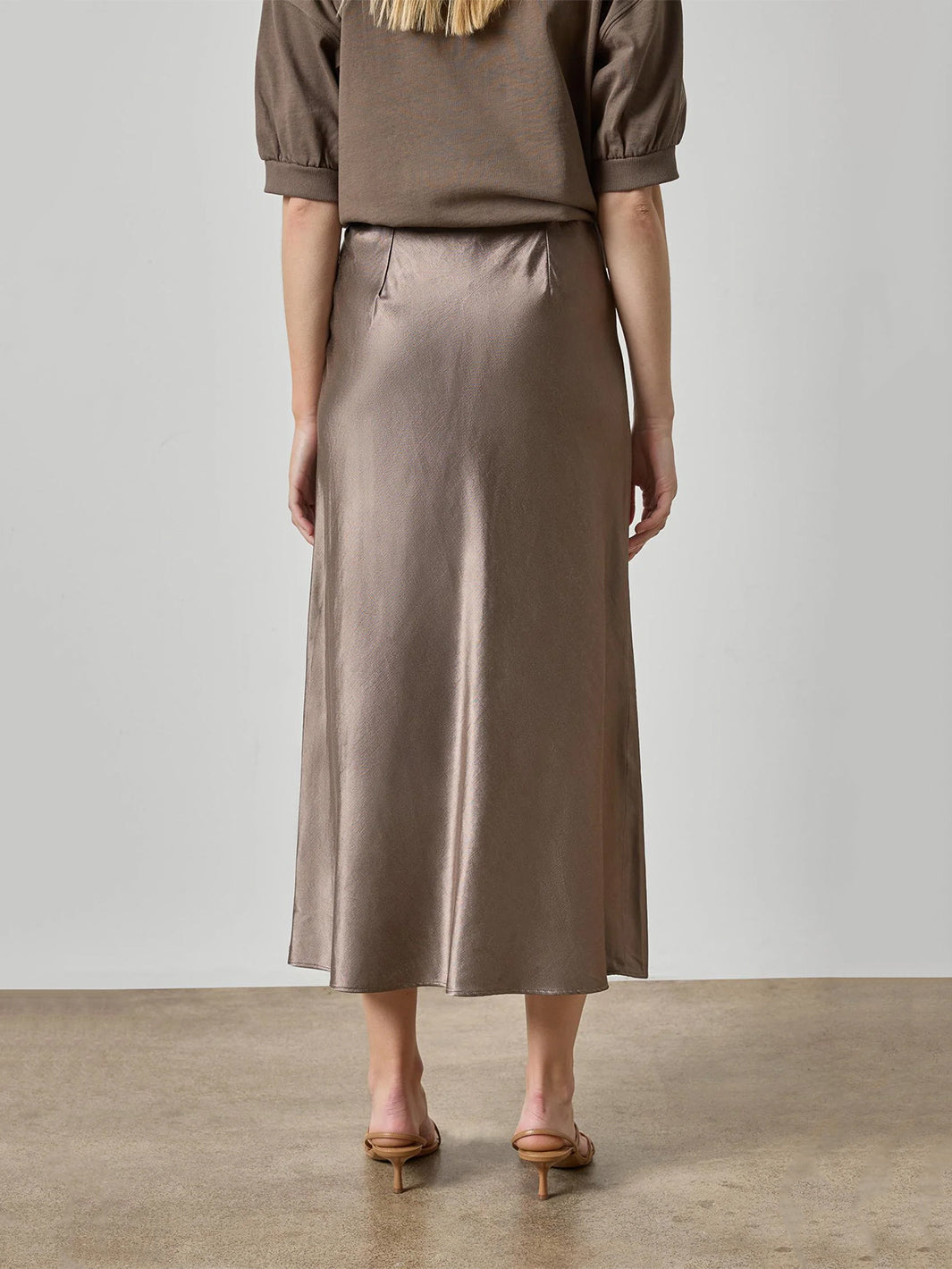 Slub Woven Bias Skirt in Shiitaki