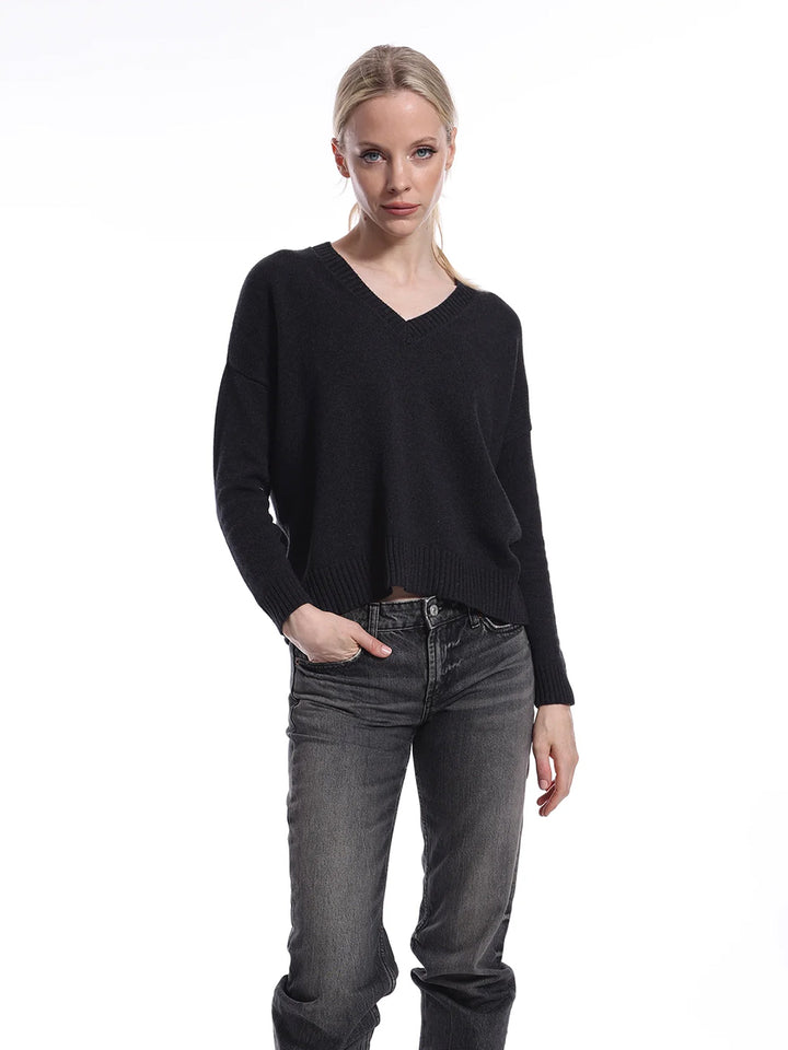 Boxy V-Neck Top in Black Charcoal