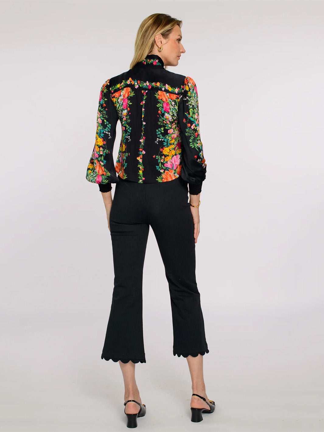 Brit Bow Blouse in Centerpiece Black