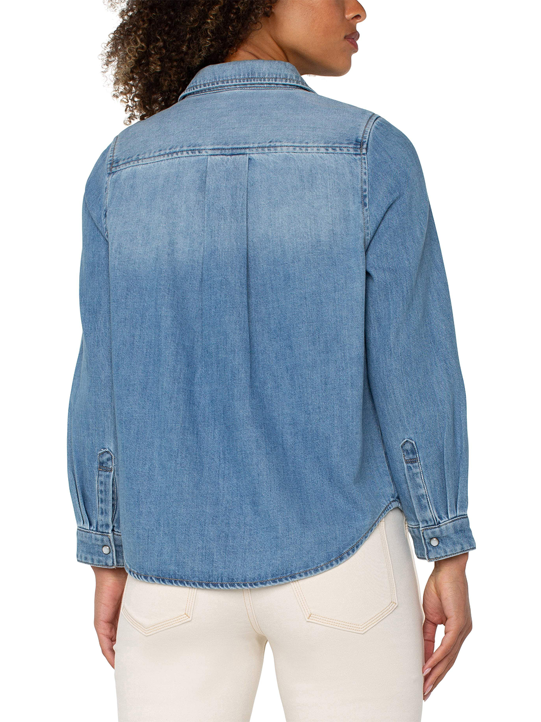 Button Down Shirt With Pockets in Laguna Nigel