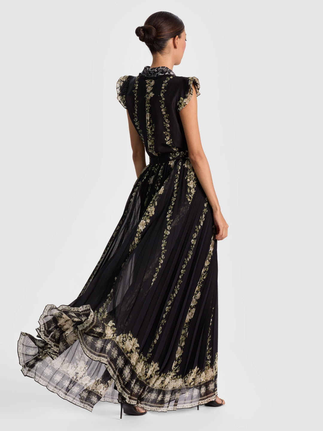 Katz Pleated Maxi Skirt in Free Falling
