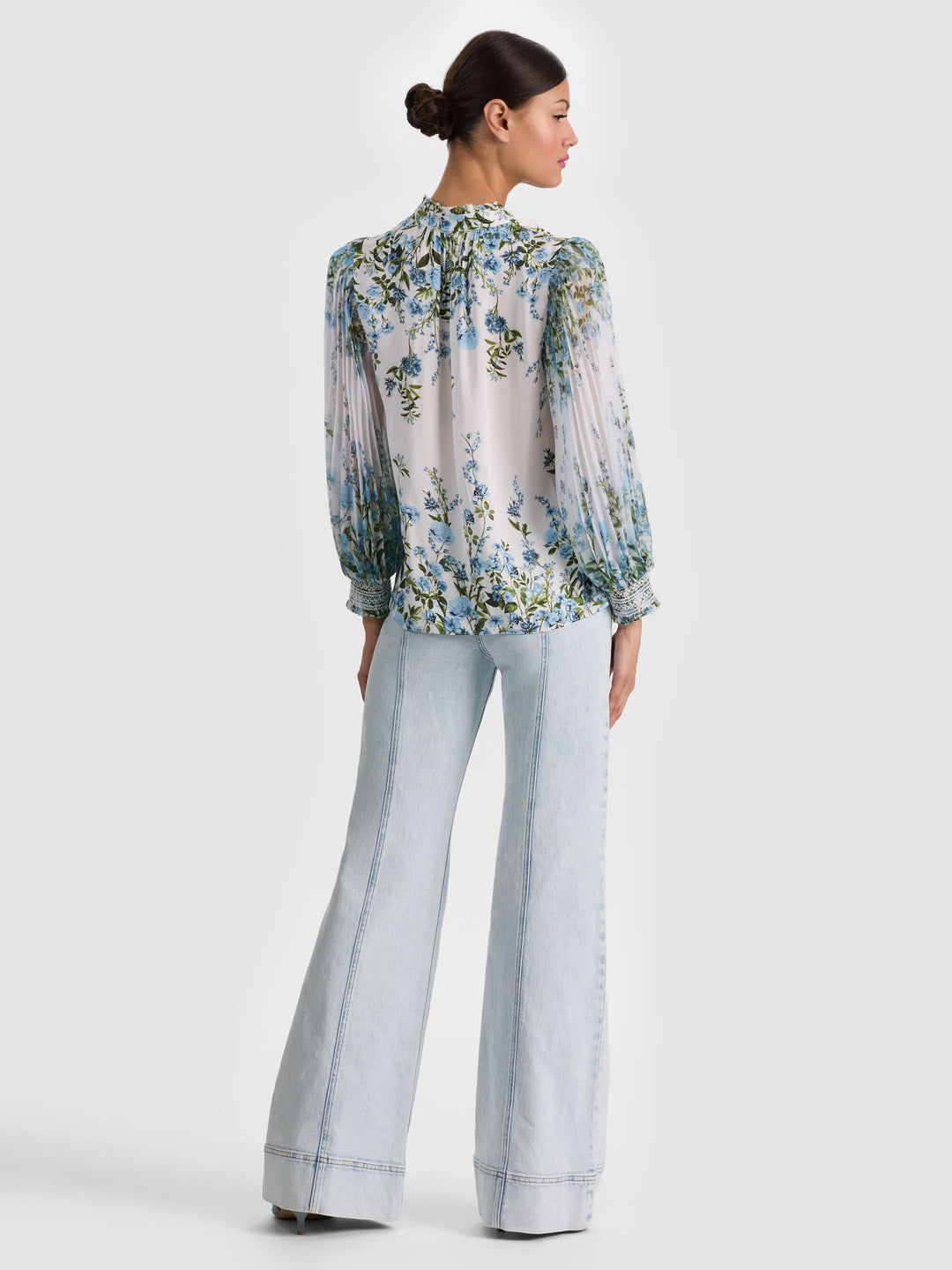 Ilan Button Down Blouse in Fresh Air Carolina Blue