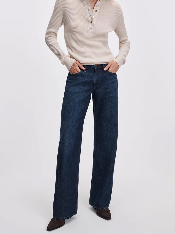 Cam Relaxed Striaght Jean in Sasha