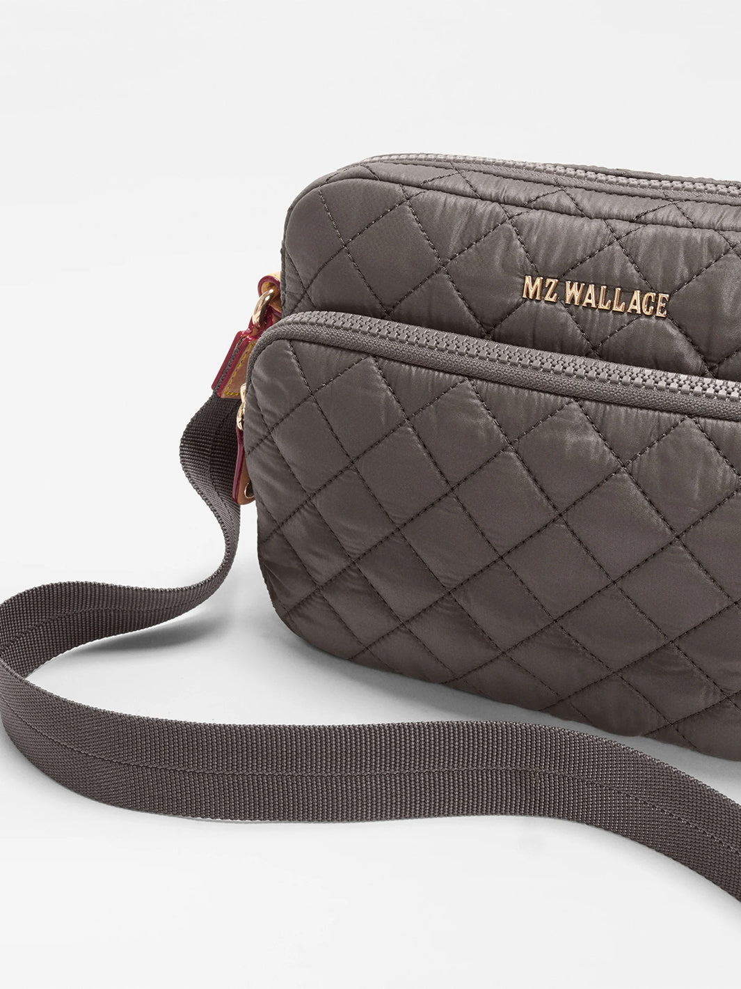 Small Metro Camera Crossbody Bag in Magnet