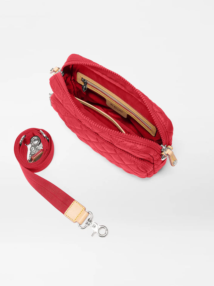 Small Metro Camera Bag in Apple