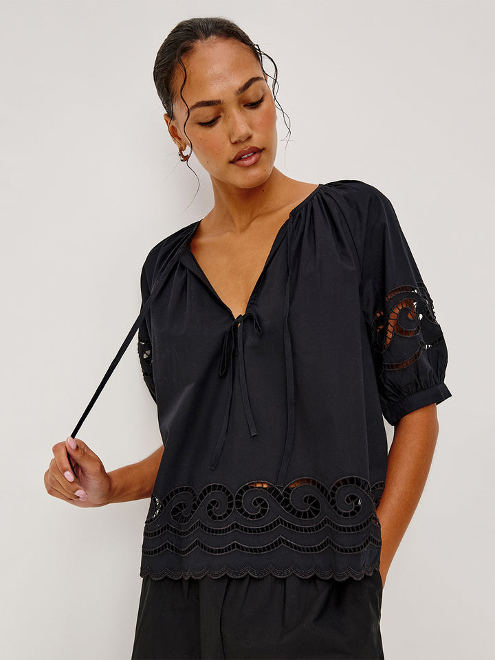 Catalene Top in Black