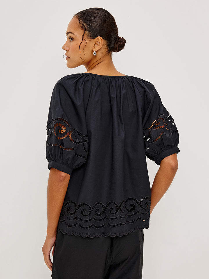 Catalene Top in Black