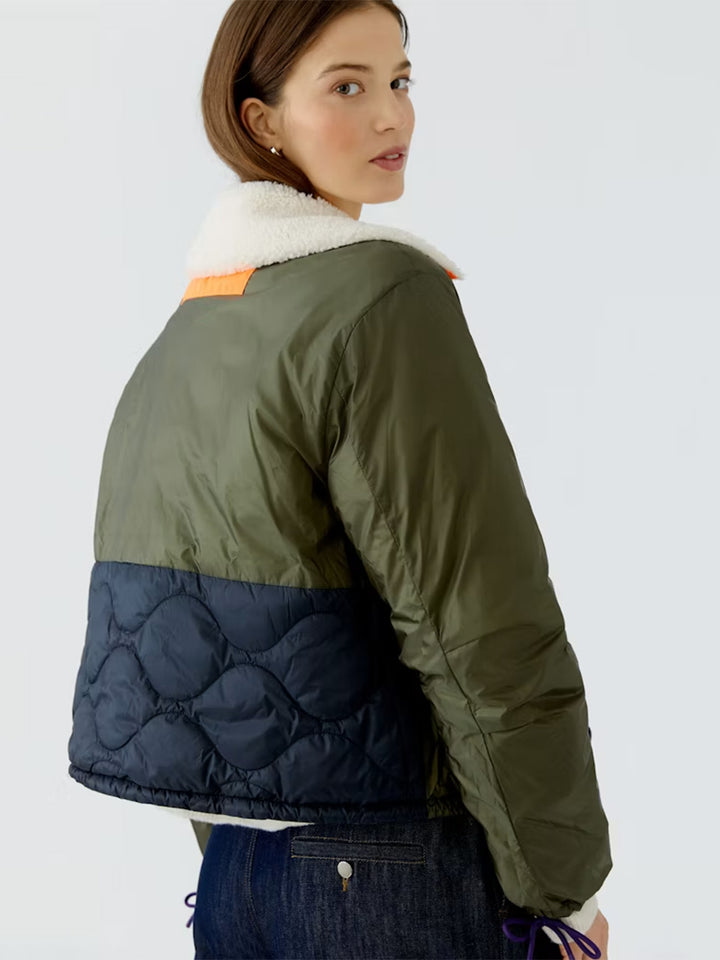 Reversible jacket in Dark Violett Blue