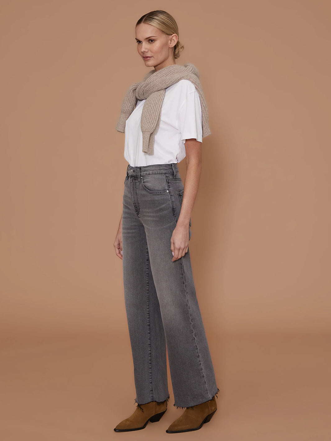 Column High Rise Trouser in Shadow