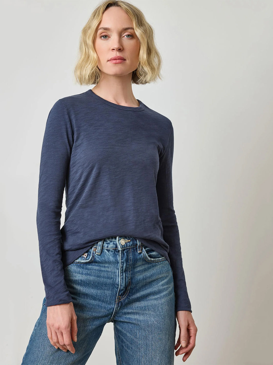 Long Sleeve Crewneck in Navy