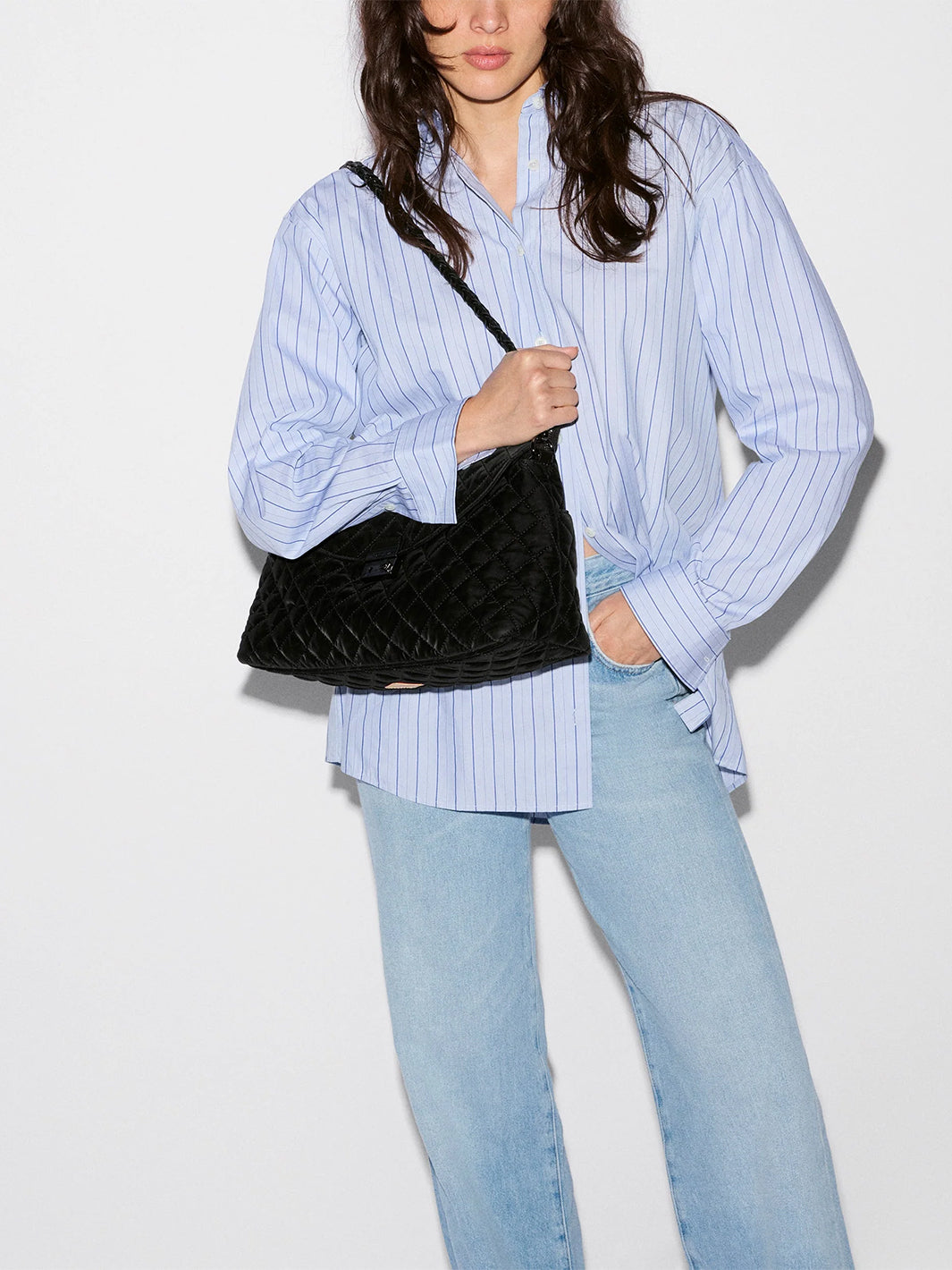Crosby Lock Shoulder in Black Velvet