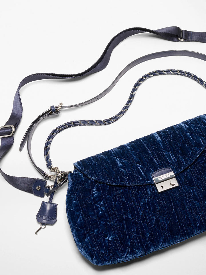 Crosby Lock Shoulder in Midnight Velvet