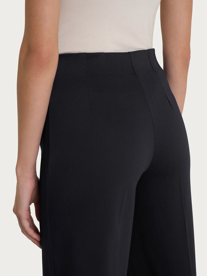Cropped Wide Pants in Black