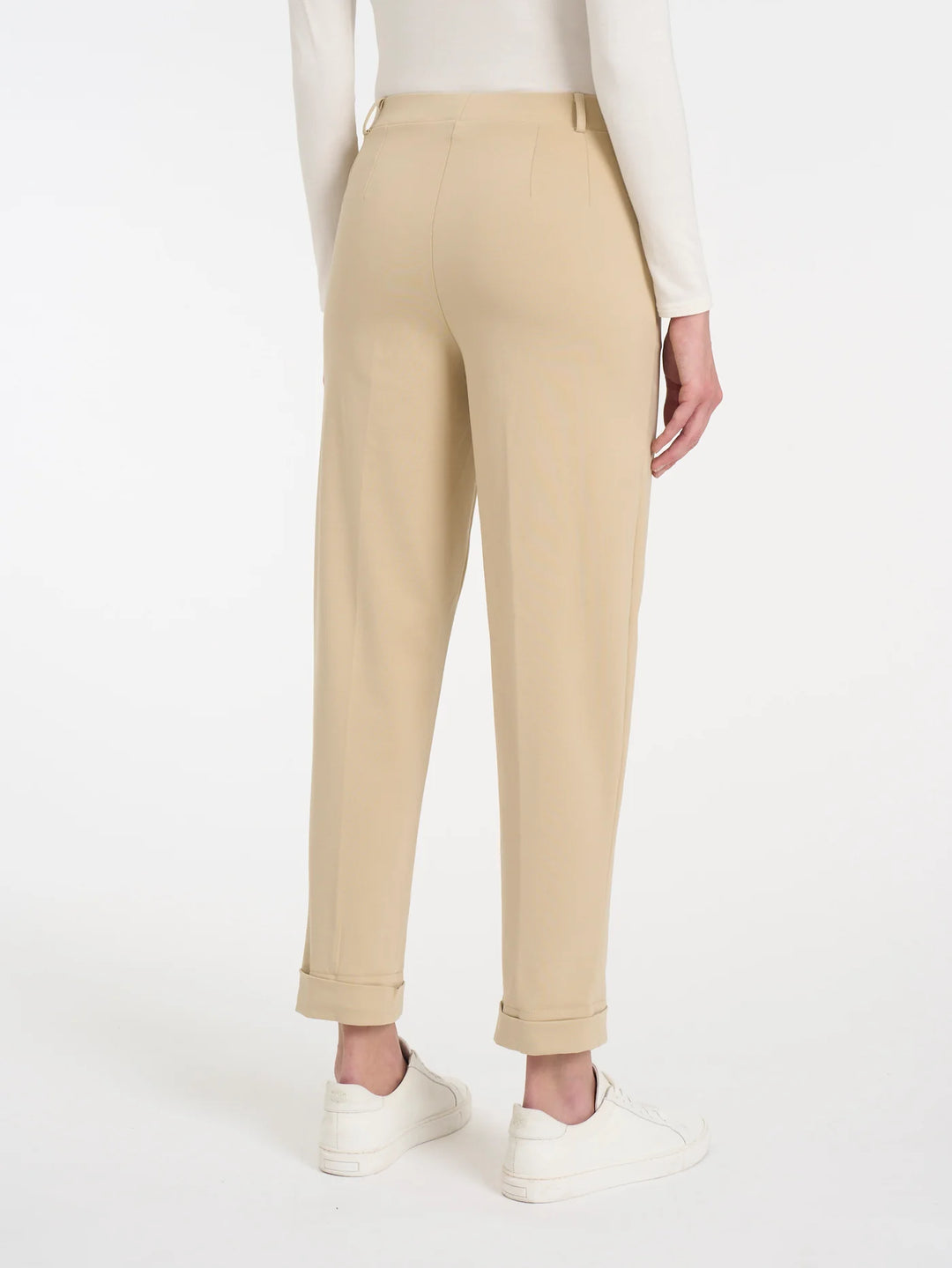 Carrot Cuff Pants with Pockets in Irish Cream