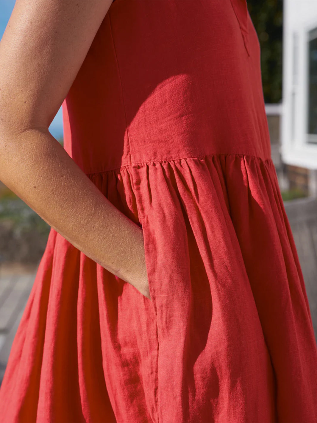 Daphne Popover Sleeveless Popover Dress in Summer Red