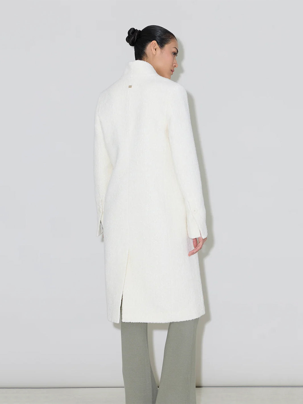 DIANE-U Midi Coat Boucle Wool in Powder