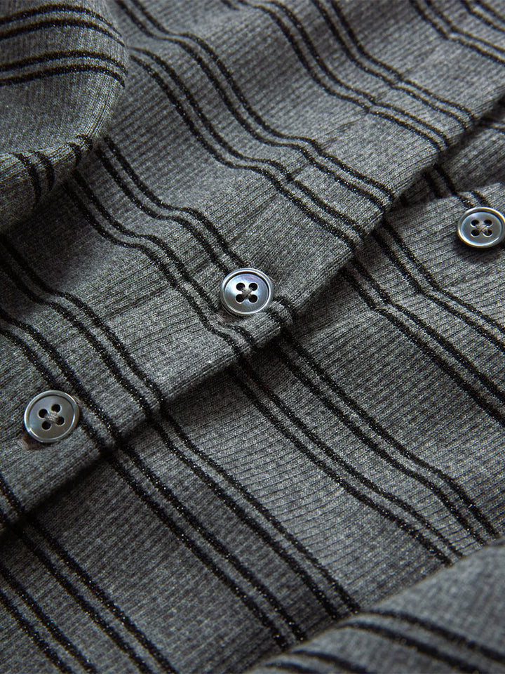 Dilla Striped button-Down T-Shirt in Heather Grey/Black