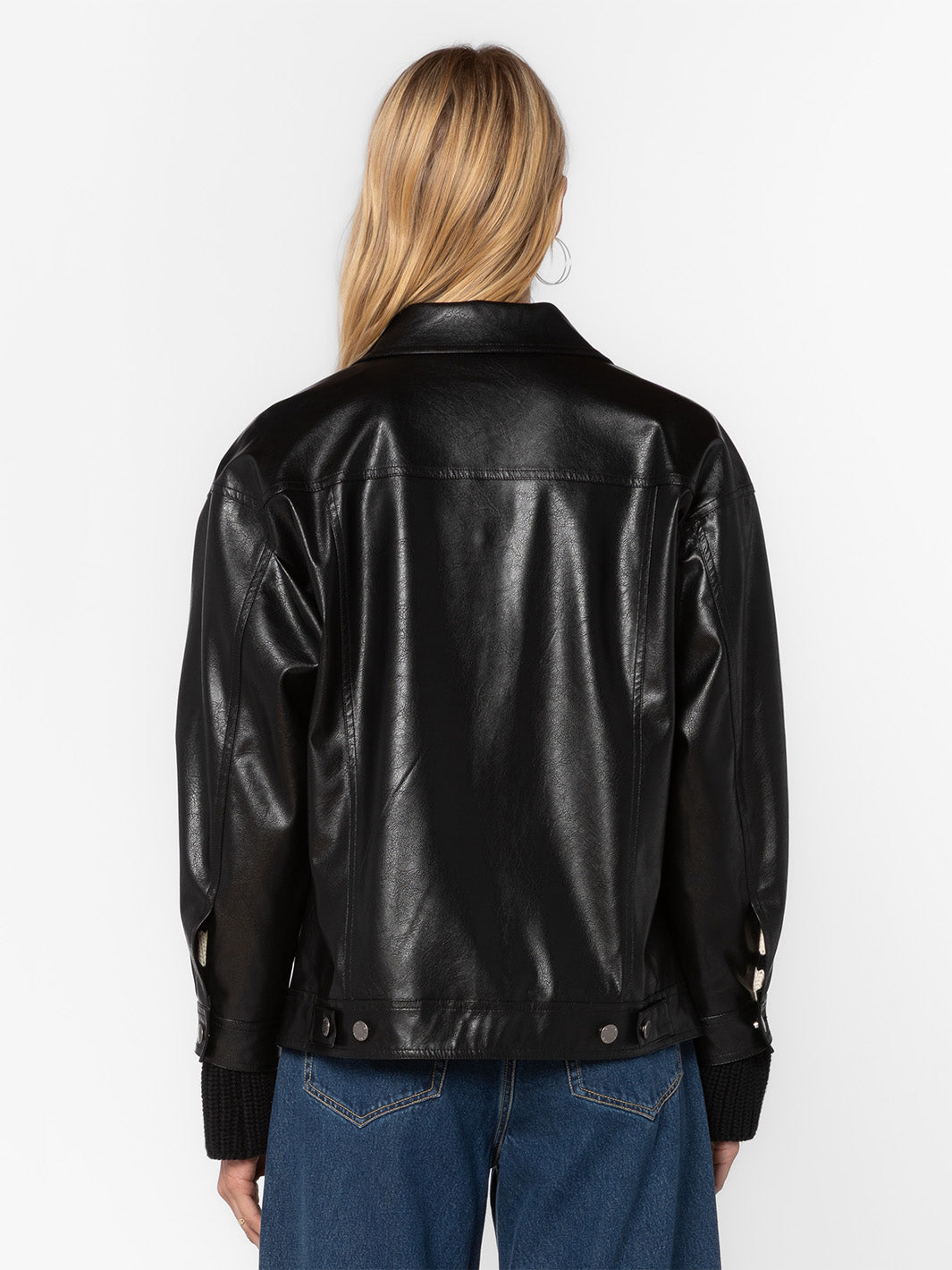 Echo Jacket in Black