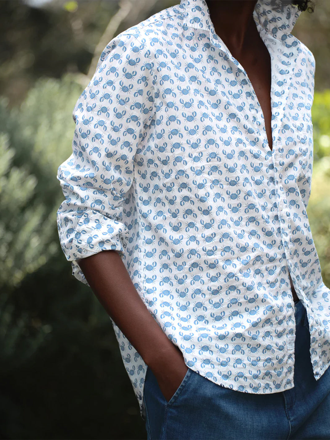Eileen Relaxed Button-Up Shirt in Blue Crab