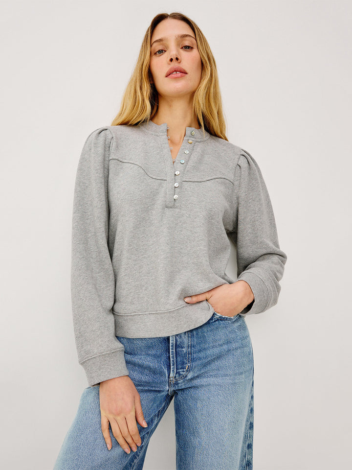 Erla Sweatshirt in Heather Grey