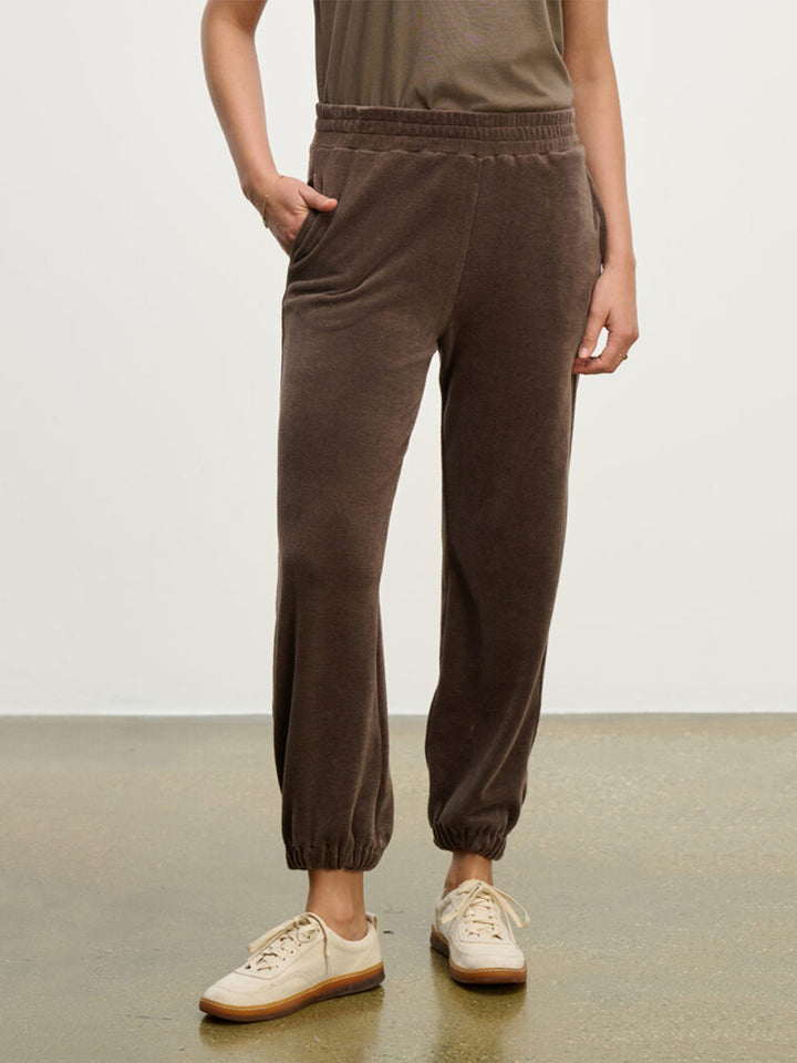 Essie Sweatpant in Chocolate