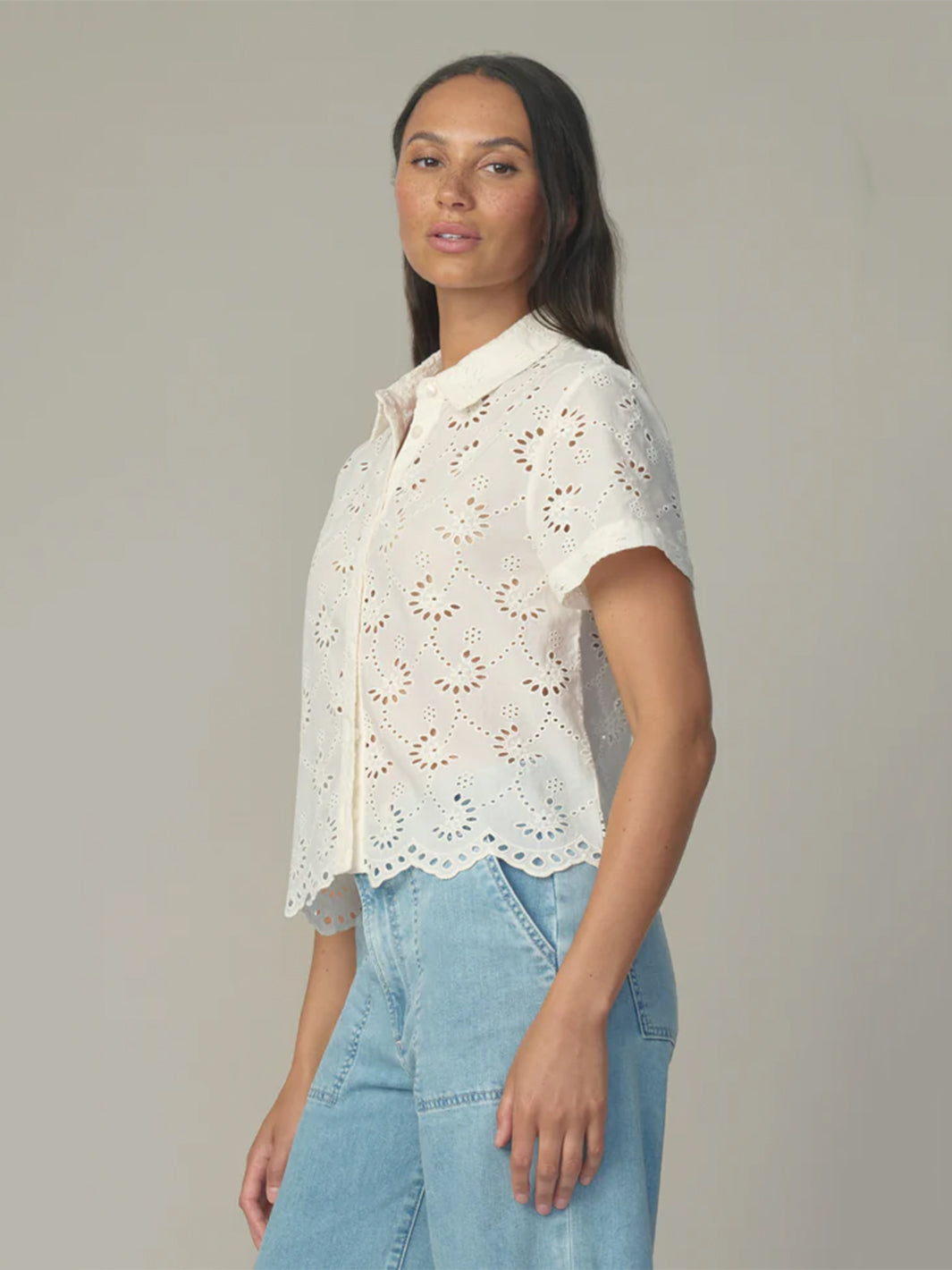 The Eyelet Short Sleeve Shirt in White