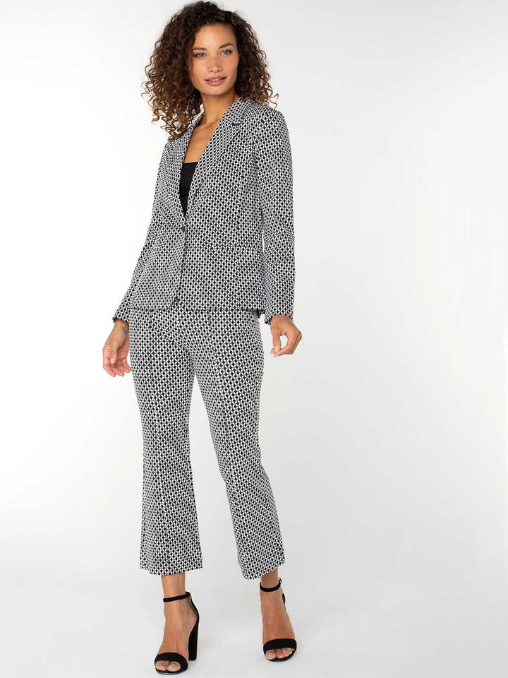 Fitted Blazer in Black/White